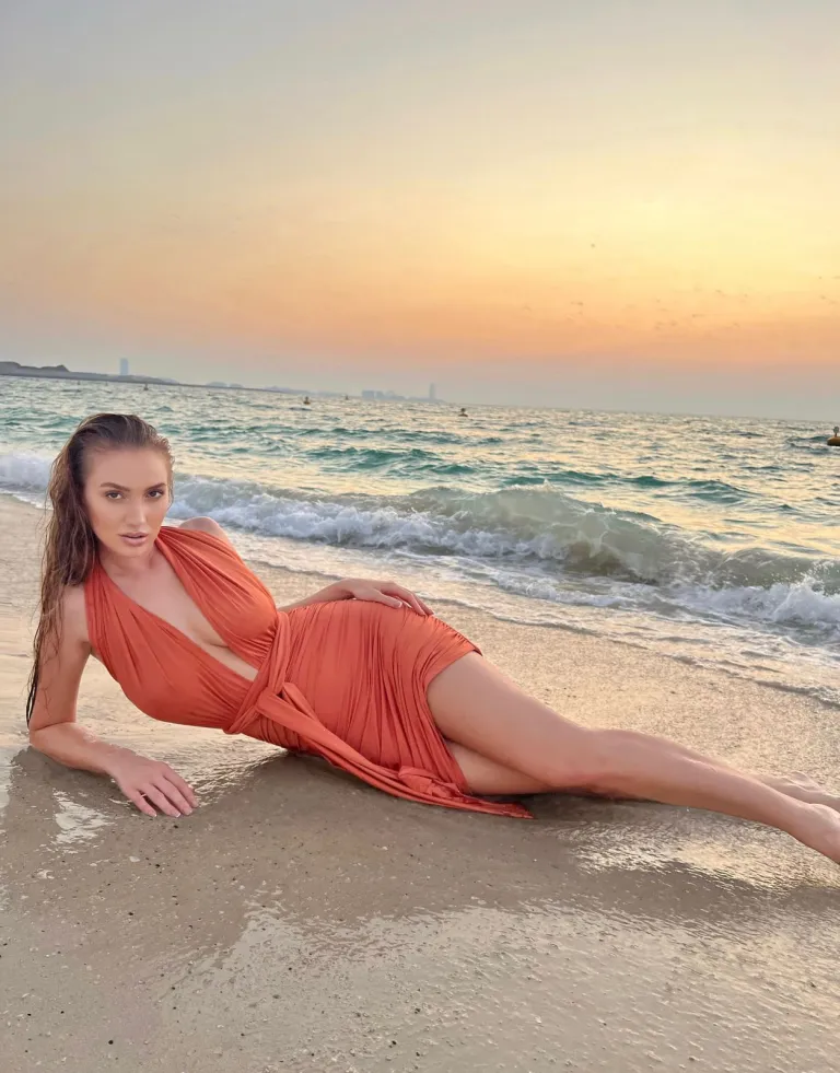 Rita 3 Istanbul escorts